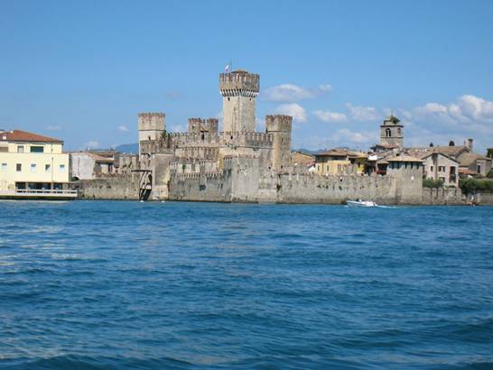 Simione.JPG